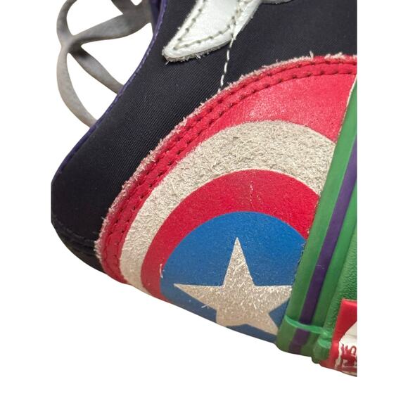 VANS x Marvel Vans Off The Wall Old Skool Shoes - Avengers Size 7 M / 8.5 W - Picture 15 of 16